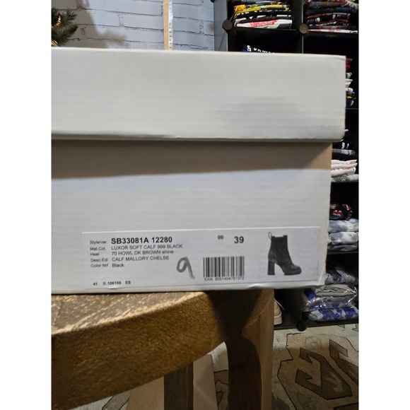 NIB See by Chloe Mallory Lug Sole Boots Black , Size 9 - Picture 9 of 10
